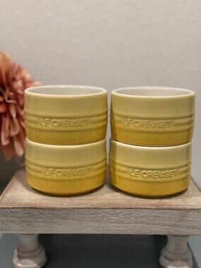 Le Creuset Stoneware Sraight Wall Ramekins 200ml / 7oz ~ CAMOMILLE ~ Set of 4